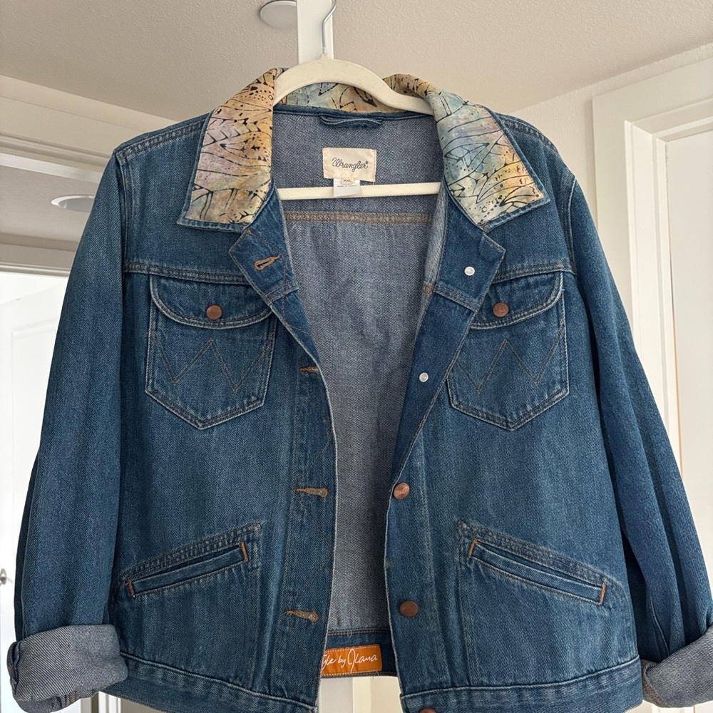 Wrangler Denim Jacket with Patterned Collar and Back